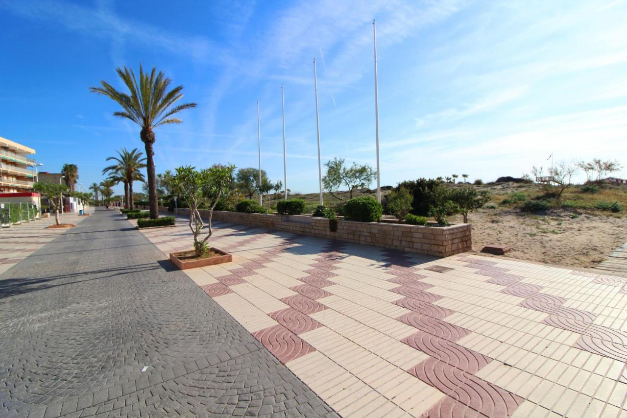 Global Properties, Apartamento Con Gran Terraza Y Piscina كانيت ذي بيرينغير المظهر الخارجي الصورة
