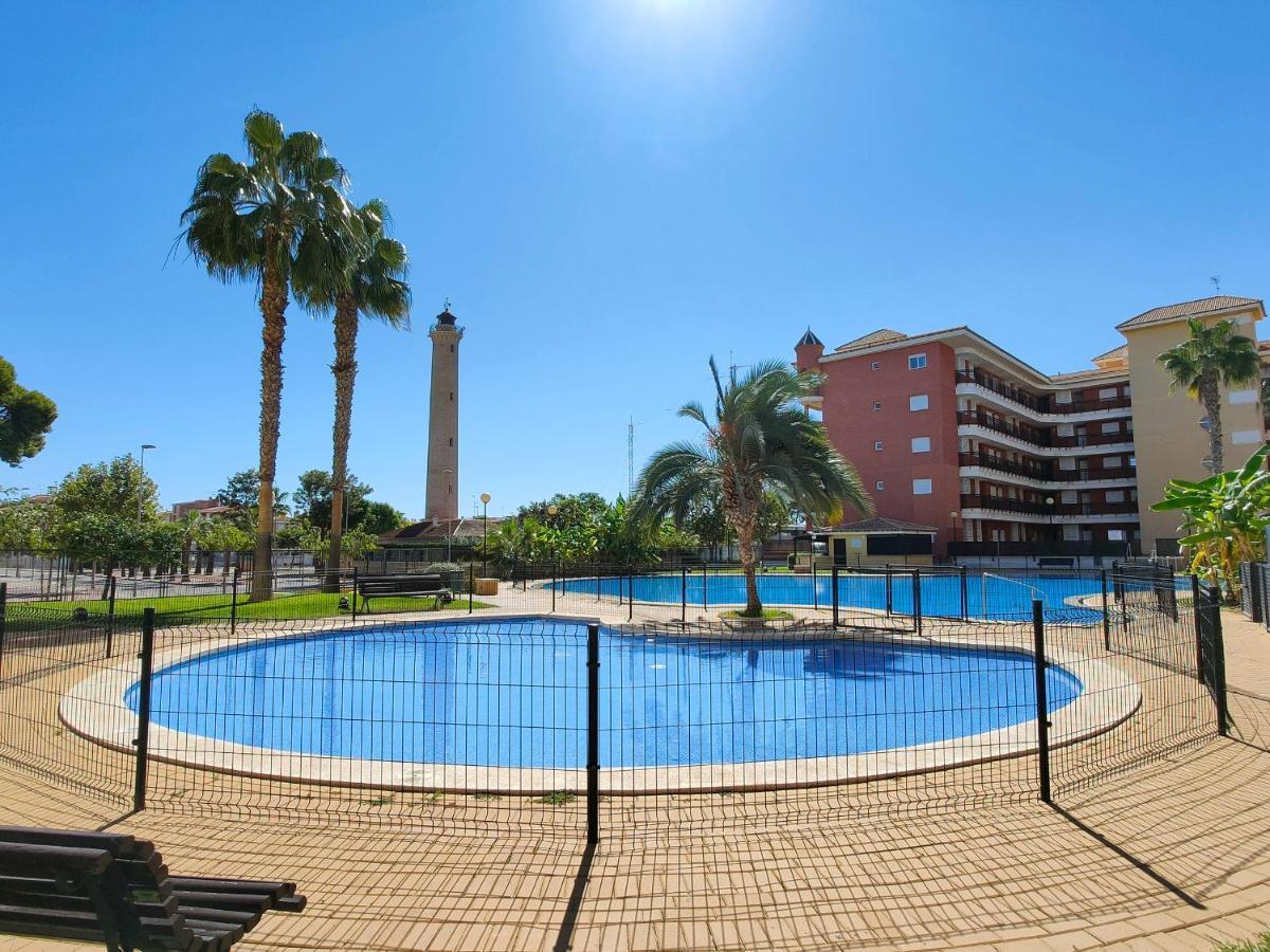 Global Properties, Apartamento Con Gran Terraza Y Piscina كانيت ذي بيرينغير المظهر الخارجي الصورة
